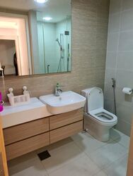 The Lakefront Residences (D22), Condominium #554577191